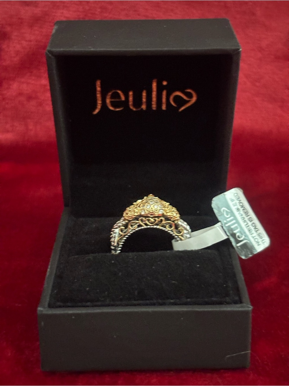 Jeulia Two-Tone Filigree Pineaapple  Ring in Gold and Silver